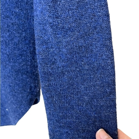 GRIFFEN Heather Blue Cashmere Pullover Sweater - Picture 3 of 5